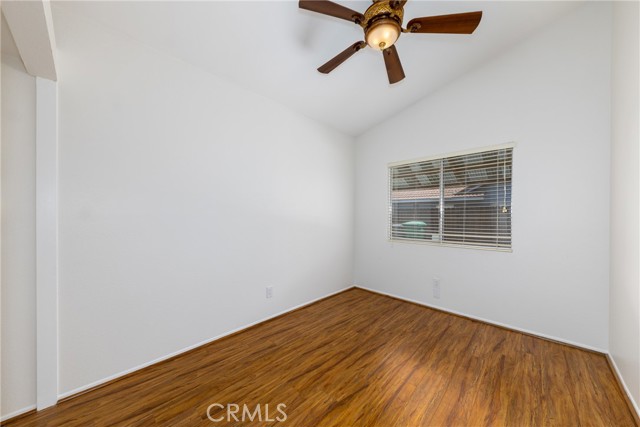 Detail Gallery Image 15 of 21 For 22445 Kinross Ln, Moreno Valley,  CA 92557 - 3 Beds | 2 Baths