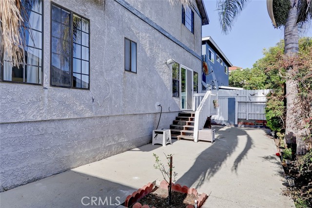 2010 Clark Lane, Redondo Beach, California 90278, 3 Bedrooms Bedrooms, ,2 BathroomsBathrooms,Residential,Sold,Clark Lane,SB22078491