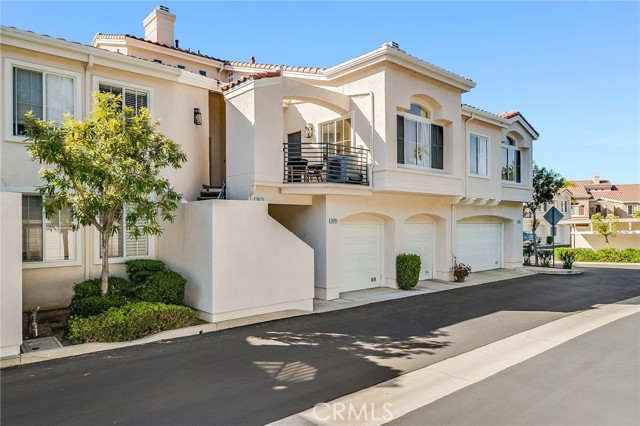 Front Image Thumbnail for CROC26053566