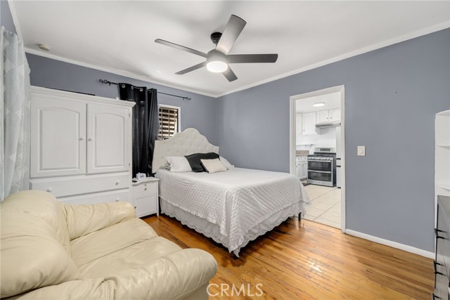 1143 West 66th, Los Angeles CA: https://media.crmls.org/medias/35f2a490-a910-4647-861c-339458a6517c.jpg