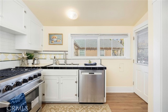 Detail Gallery Image 15 of 34 For 1005 Roswell Ave, Long Beach,  CA 90804 - 2 Beds | 1 Baths