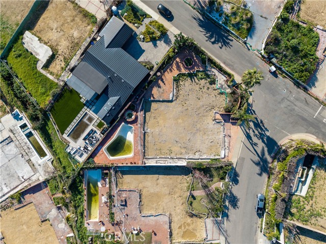 Detail Gallery Image 3 of 16 For 800 El Oro, Pacific Palisades,  CA 90272 - – Beds | – Baths