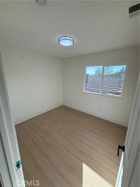 Detail Gallery Image 27 of 41 For 172 E Manchester, San Bernardino,  CA 92408 - 6 Beds | 3 Baths