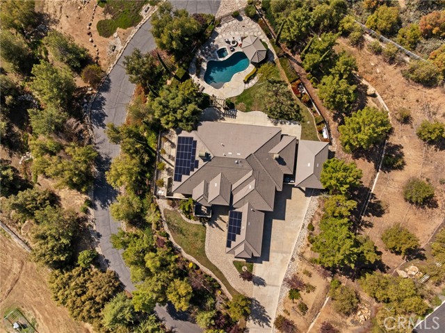 38565 Celine Cove, Murrieta CA: https://media.crmls.org/medias/35f39c44-dbe0-4126-8050-76cce5b5eae0.jpg