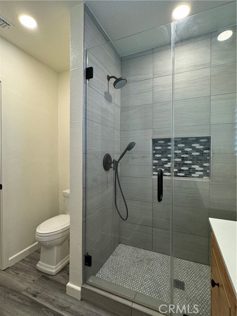 204 E I Street, Ontario CA: https://media.crmls.org/medias/35f3a561-eb2e-48d9-8a06-71c7b0e60d17.jpg