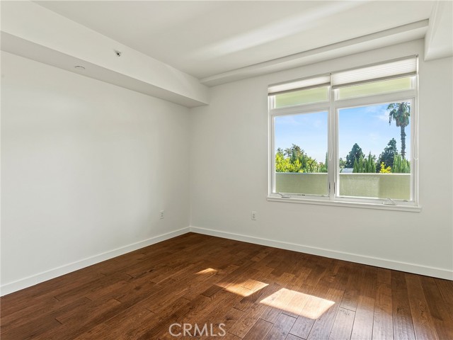 Detail Gallery Image 17 of 55 For 920 Granite Dr #213,  Pasadena,  CA 91101 - 2 Beds | 2/1 Baths
