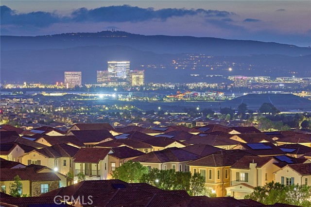 Detail Gallery Image 17 of 52 For 103 Oakstone, Irvine,  CA 92618 - 4 Beds | 3 Baths