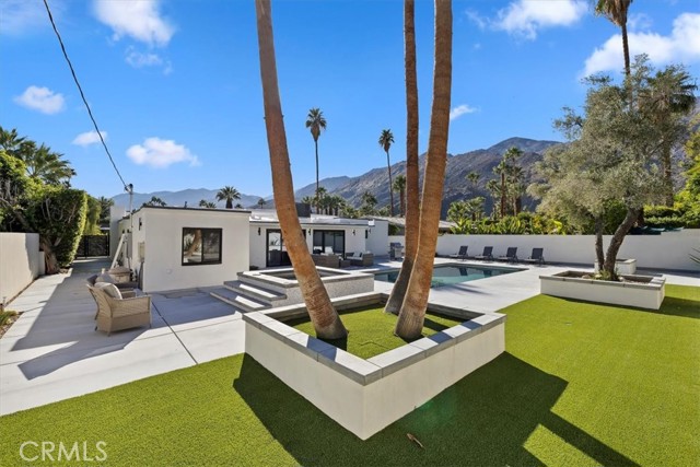 218 East Ocotillo, Palm Springs, CA 92264 | Slideshow Image #10