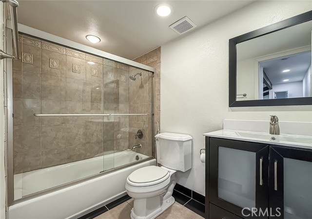 3301 Blue Ridge Court, Thousand Oaks CA: https://media.crmls.org/medias/35f58c01-17a3-404e-abce-fbbea8048c7a.jpg