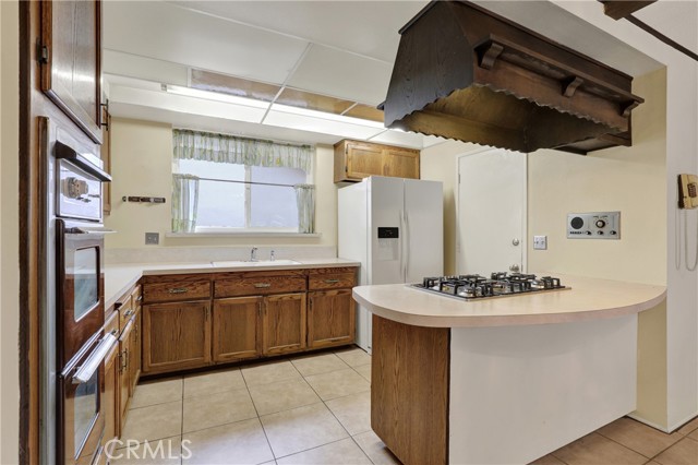 Detail Gallery Image 14 of 32 For 2218 Lewis St, Santa Ana,  CA 92706 - 3 Beds | 2 Baths