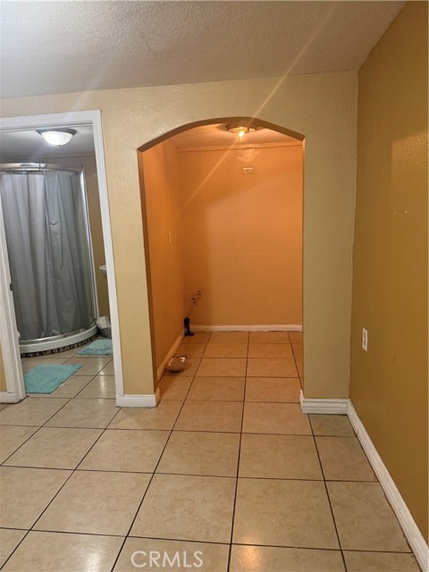 Detail Gallery Image 9 of 31 For 24595 4th, San Bernardino,  CA 92410 - 6 Beds | 2 Baths