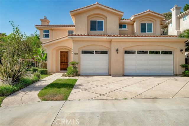 Photo of 9639 Paso Robles Avenue, Northridge, CA 91325