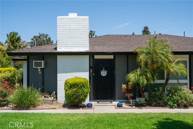 13282 Verde Street, Garden Grove CA: https://media.crmls.org/medias/35f7316d-8f77-4bce-b2e7-6a09658a7677.jpg