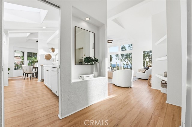 Detail Gallery Image 6 of 39 For 30802 Pacific Coast Hwy, A0 #A0,  Laguna Beach,  CA 92651 - 3 Beds | 2 Baths