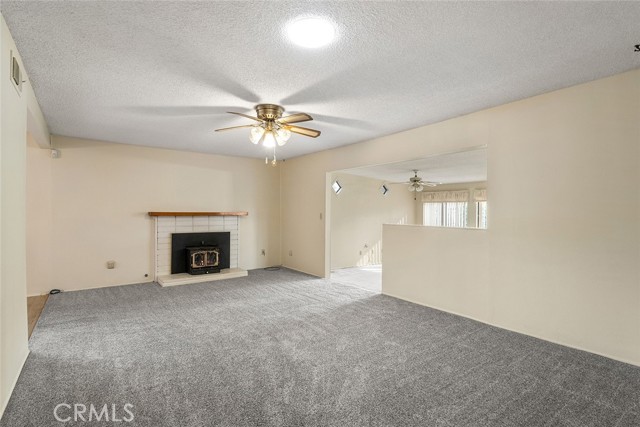 Detail Gallery Image 2 of 36 For 41287 Collegian Way, Hemet,  CA 92544 - 3 Beds | 2 Baths