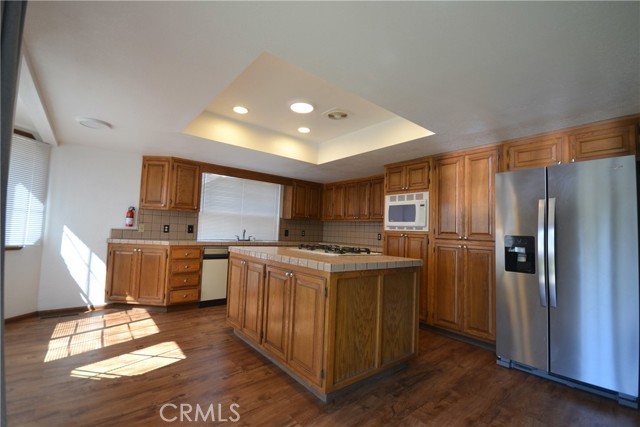 889 Mcalister Road, Big Bear CA: https://media.crmls.org/medias/35f865de-129d-4f67-af85-6403c8aba6cf.jpg