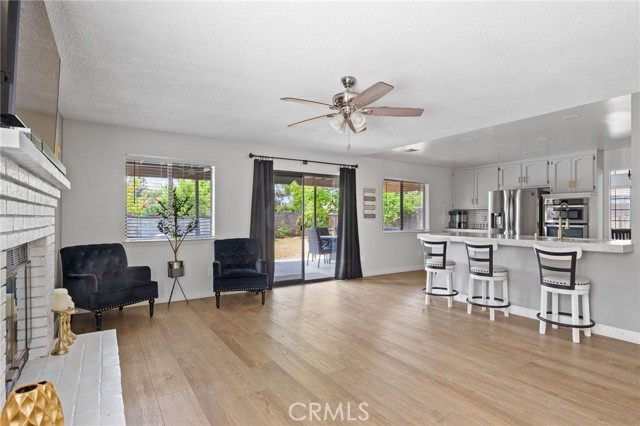 7209 Copper Creek Way, Bakersfield CA: https://media.crmls.org/medias/35f97ad1-7d8e-4d34-b9ae-c2058455f487.jpg