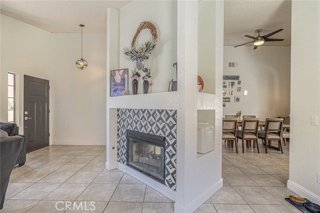 Detail Gallery Image 6 of 17 For 3341 Discovery Way, Rosamond,  CA 93560 - 3 Beds | 2 Baths