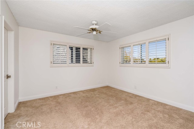 2nd Bedroom - Upstairs