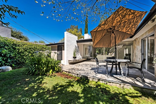 5217 Canoga Avenue, Woodland Hills CA: https://media.crmls.org/medias/35fa7bee-f648-459c-9d69-b61541454a4a.jpg