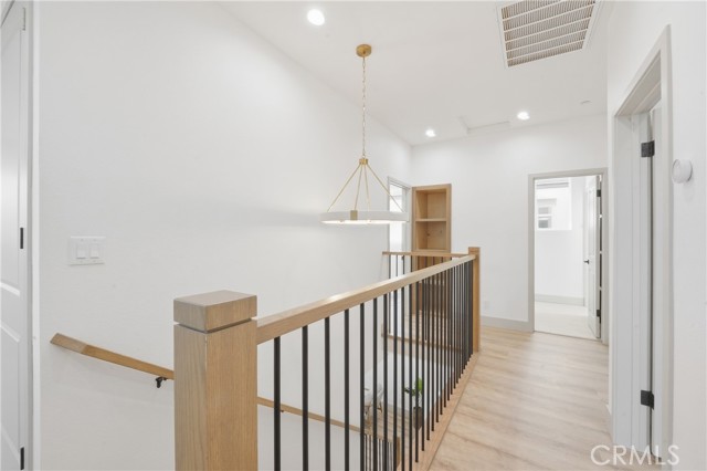 Detail Gallery Image 16 of 36 For 15534 Colorado Ave, Paramount,  CA 90723 - 4 Beds | 2/1 Baths