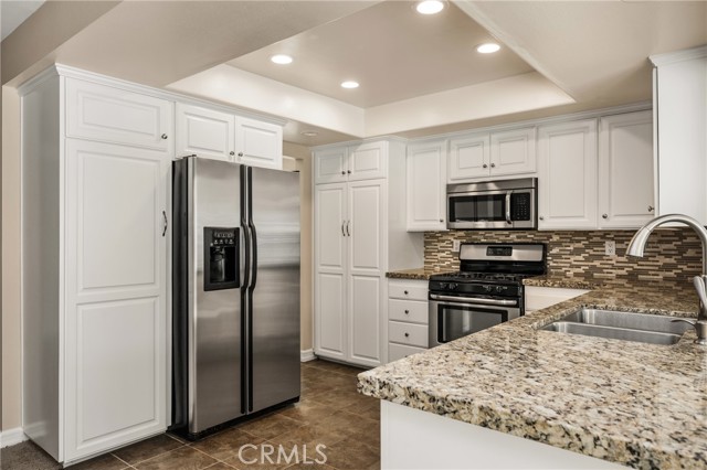 Detail Gallery Image 18 of 53 For 4741 via La Quinta, Yorba Linda,  CA 92886 - 5 Beds | 3 Baths