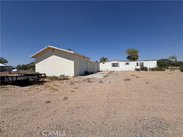 Detail Gallery Image 2 of 25 For 45574 Twin Lakes Dr, Newberry Springs,  CA 92365 - 2 Beds | 2 Baths