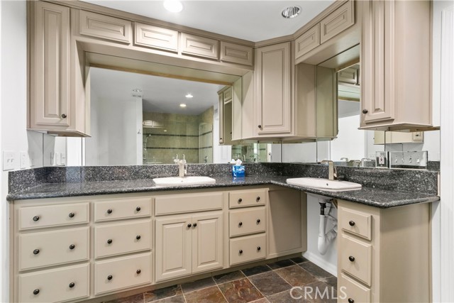 3535 California Avenue, Norco CA: https://media.crmls.org/medias/35fc6e99-76e8-4e40-bb19-303ece5fd8f5.jpg