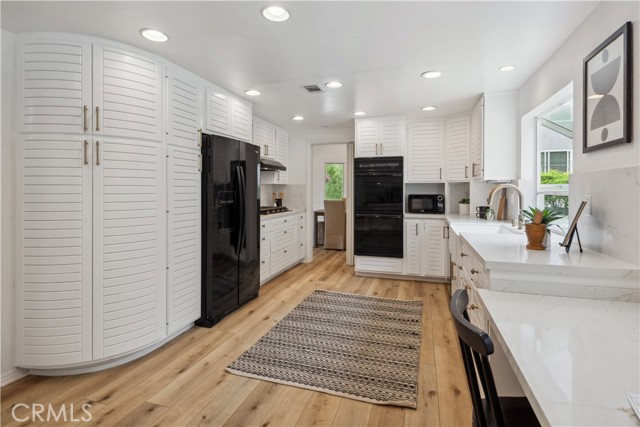 30047 Knoll View Drive, Rancho Palos Verdes CA: https://media.crmls.org/medias/35fce26b-84f4-43cb-ac74-88d7d03425f6.jpg