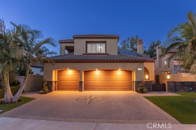 Front Image Thumbnail for CROC25266070