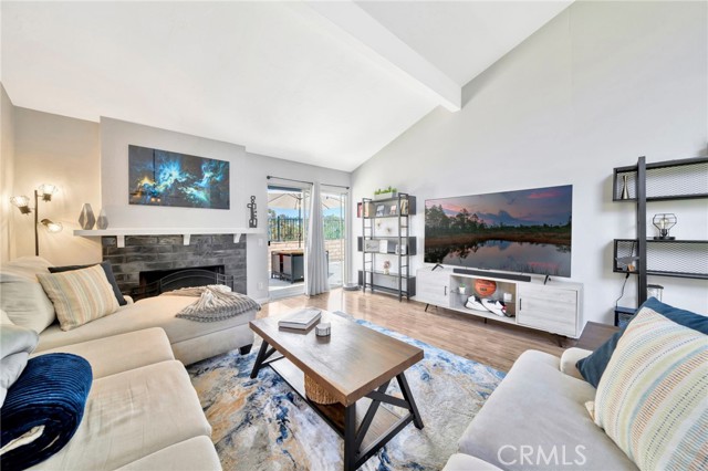 24812 Leto Circle, Mission Viejo CA: https://media.crmls.org/medias/35fdacb2-a676-4e85-b5b5-9554e1023317.jpg