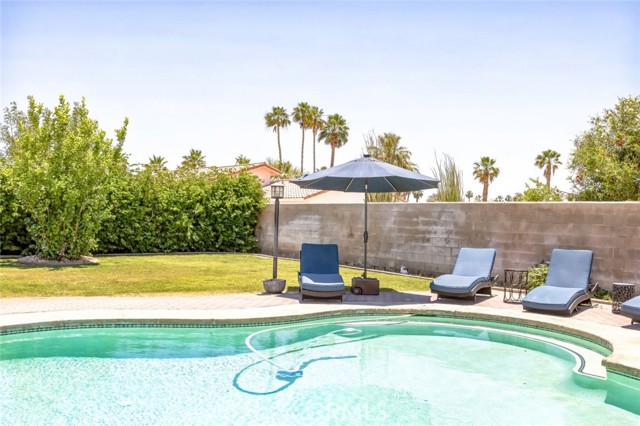 Detail Gallery Image 11 of 30 For 43300 Warner Trl, Palm Desert,  CA 92211 - 3 Beds | 2 Baths