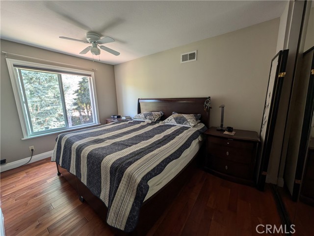 2822 Jason Court, Thousand Oaks CA: https://media.crmls.org/medias/35fe7754-3c88-4fd8-a970-4b8430306804.jpg