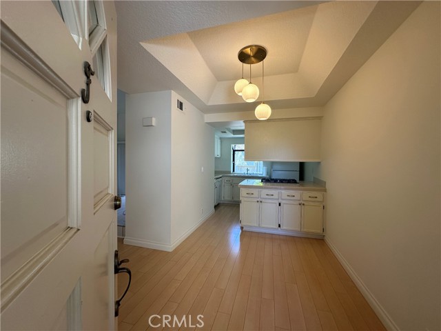 Detail Gallery Image 5 of 35 For 5736 Skyview Way #F,  Agoura Hills,  CA 91301 - 1 Beds | 1 Baths