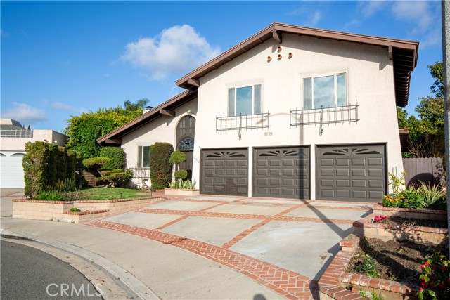 Detail Gallery Image 1 of 1 For 16530 Mount Cook Cir, Fountain Valley,  CA 92708 - 4 Beds | 4 Baths