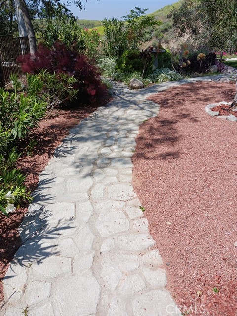 Detail Gallery Image 7 of 50 For 3094 Small Canyon Dr, Highland,  CA 92346 - 4 Beds | 3 Baths