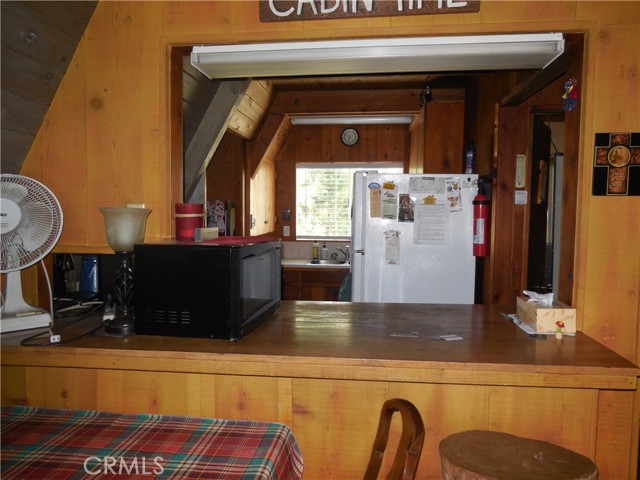44824 Mountain Meadow Road, Oakhurst CA: https://media.crmls.org/medias/36007ed1-d42d-4aaf-af80-eaf6286639e3.jpg