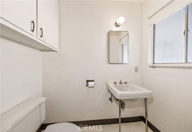 Detail Gallery Image 16 of 19 For 35236 Elm Ln, Yucaipa,  CA 92399 - 2 Beds | 1/1 Baths