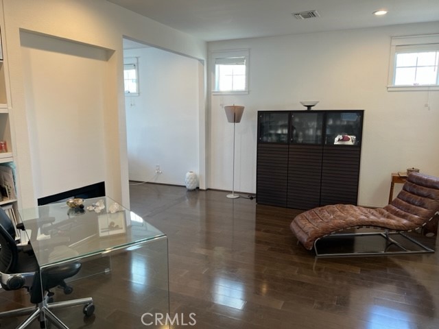 Detail Gallery Image 5 of 18 For 2708 San Marcos Dr, Pasadena,  CA 91107 - 4 Beds | 4 Baths