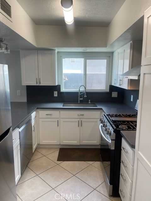 Detail Gallery Image 3 of 10 For 555 El Placer Rd #1,  Palm Springs,  CA 92264 - 2 Beds | 1 Baths