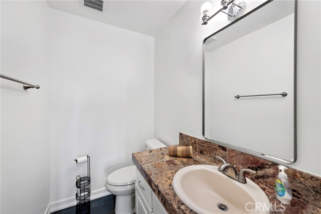 1707 W Balboa Boulevard, Newport Beach CA: https://media.crmls.org/medias/36039f0e-aaf8-4ae1-8626-c677d1d2b6a8.jpg