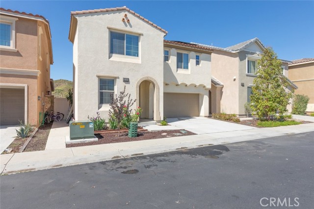 Detail Gallery Image 5 of 45 For 24263 Lilac Ln, Lake Elsinore,  CA 92532 - 4 Beds | 2/1 Baths