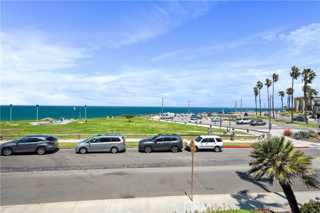 201 Calle Miramar, Redondo Beach CA: https://media.crmls.org/medias/3605011d-5a2b-4a94-b2a9-7110dc95f0a9.jpg