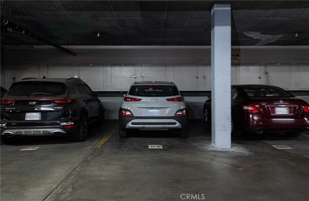 https://media.crmls.org/medias/36052b55-d469-4102-a927-1a3add32a158.jpg?preset=X-Large