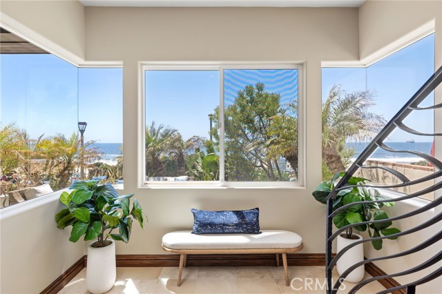 Detail Gallery Image 10 of 38 For 4308 the Strand, Manhattan Beach,  CA 90266 - 5 Beds | 4/1 Baths