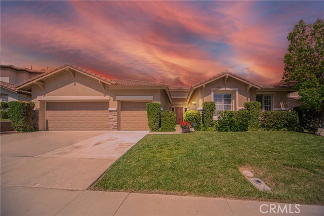 43922 Carentan Drive, Temecula CA: https://media.crmls.org/medias/36077ccd-a786-44ea-a2eb-f96d79e0d6ab.jpg