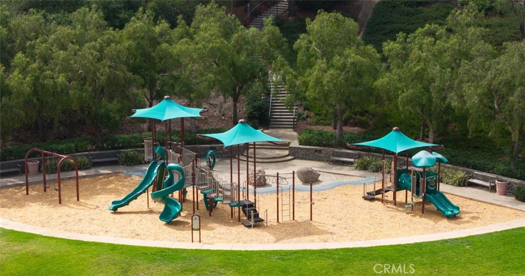 MLS #OC25193732 image #34