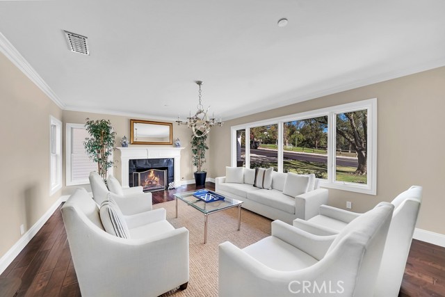 Detail Gallery Image 11 of 71 For 1962 Lower Lake Dr, North Tustin,  CA 92705 - 6 Beds | 7/1 Baths