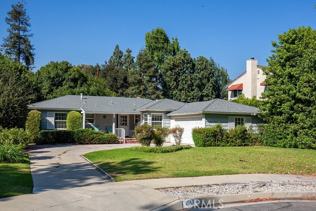 2945 Thorndike Rd, Pasadena, CA 91107