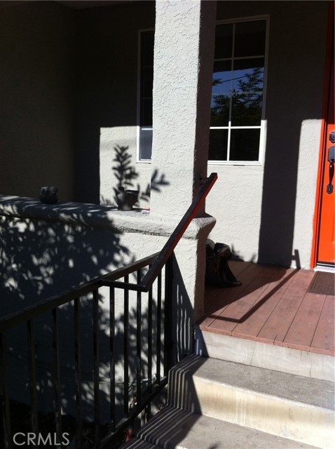 Detail Gallery Image 2 of 24 For 2321 Scott Ave, Los Angeles,  CA 90026 - 2 Beds | 1 Baths